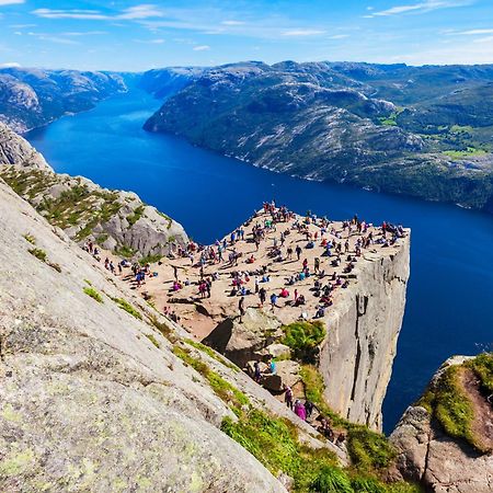 Апартаменты Experience A Cozy Getaway Near Pulpit Rock-A Unit Йёрпеланн Экстерьер фото